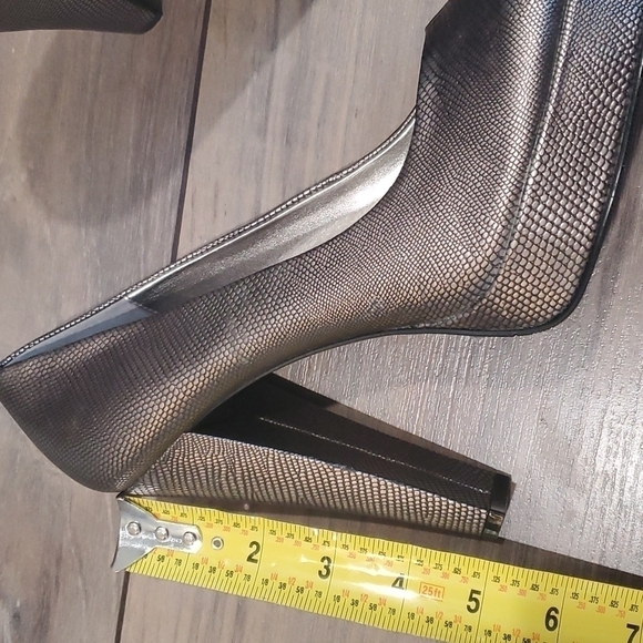 Calvin Klein Women Carley Ultra heels Platform Dress shoes sz 10M - Picture 11 of 12